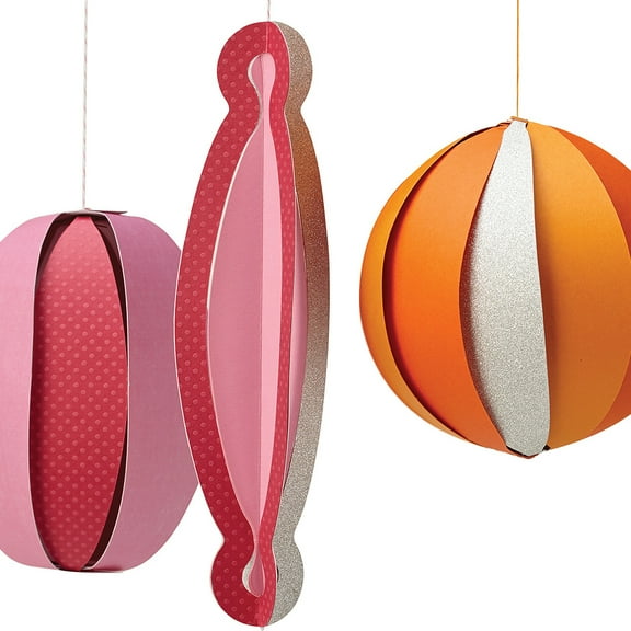 EK Tools Curvy Cutter Ornament Maker-