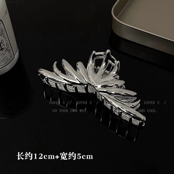 EKE Women’s Hair Clip Vintage Retro Back-Wear Elegant Hair Accessory with Fashion Texture