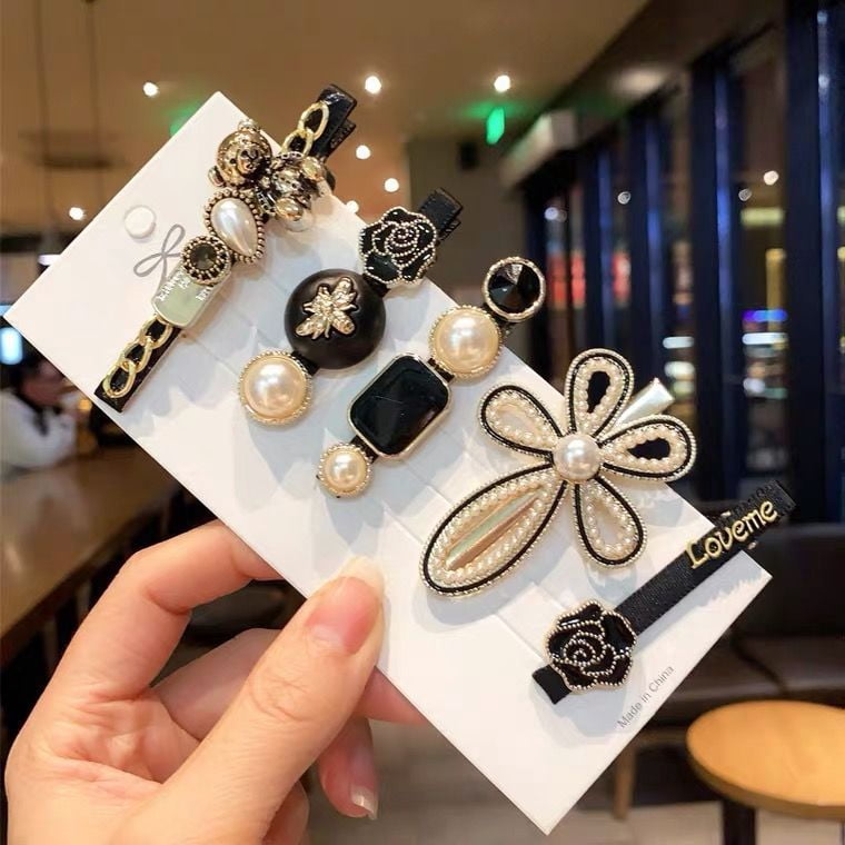 EKE Women’s Hair Clip Vintage Retro Back-Wear Elegant Hair Accessory with Fashion Texture