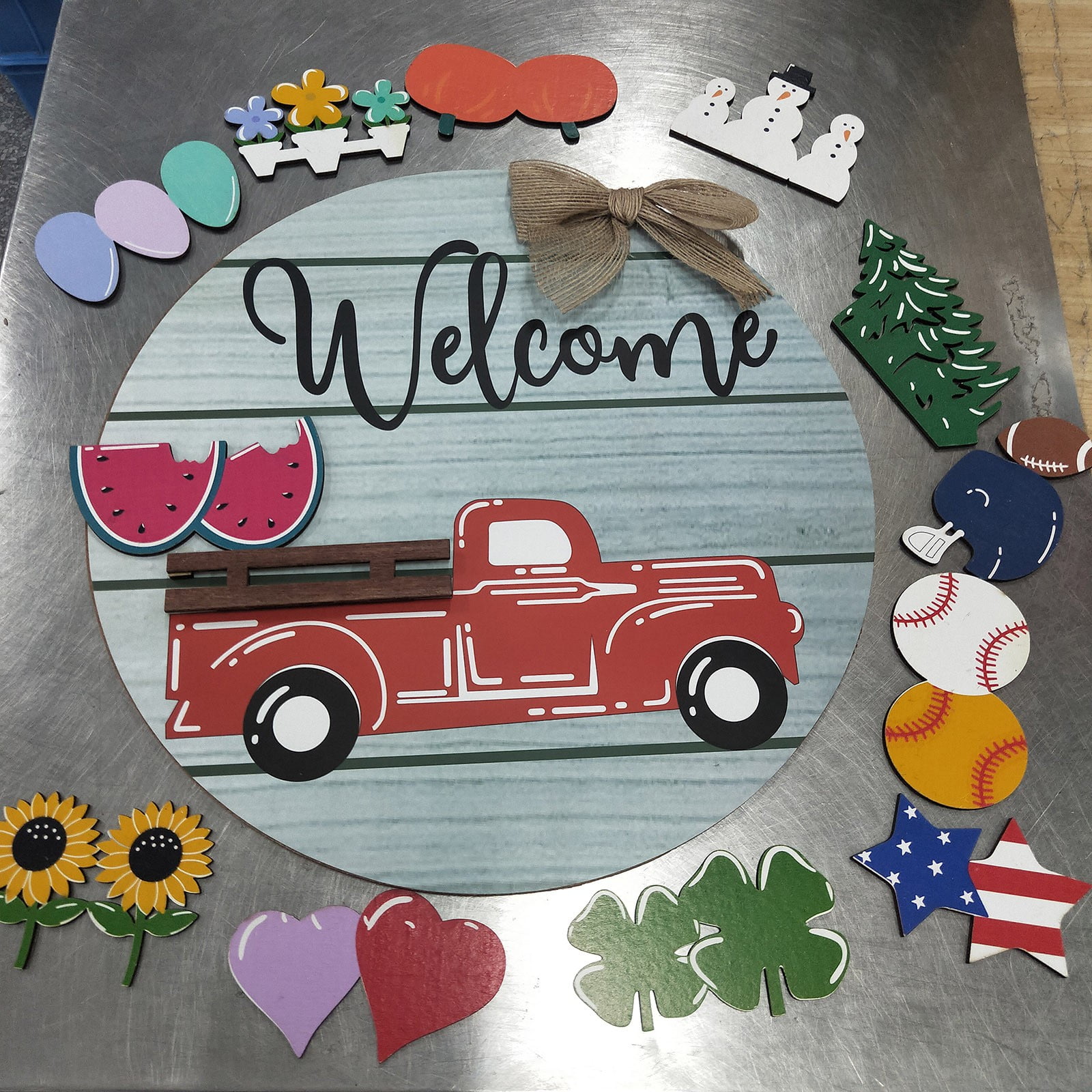 EKOUSN Car Door Hanger Seasonal Sign With Interchangeable