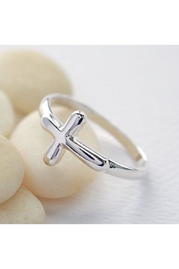 - Adjustable Arthritis Ring Hammered Metal Swan Splint for Finger Joint Relief & Stylish Rheumatoid Support Jewelry