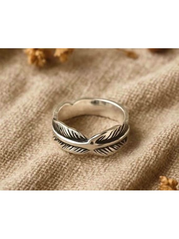 raven feather ring, Adjustable Wrap Band Ring with Detailed Feather Motif, 6mm Artisan Jewelry