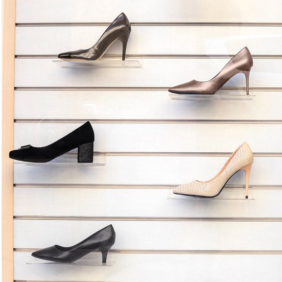 ELAYARD 5Pcs Floating Shoe Shelves Transparent Plastic Wall Storage for Retail and Home Use