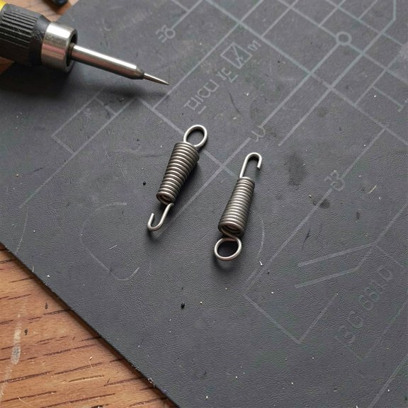 ELAYARD 5Pcs Plated Silver Replacement Springs for Locking Pliers Metal Durable Hand Clamp Parts