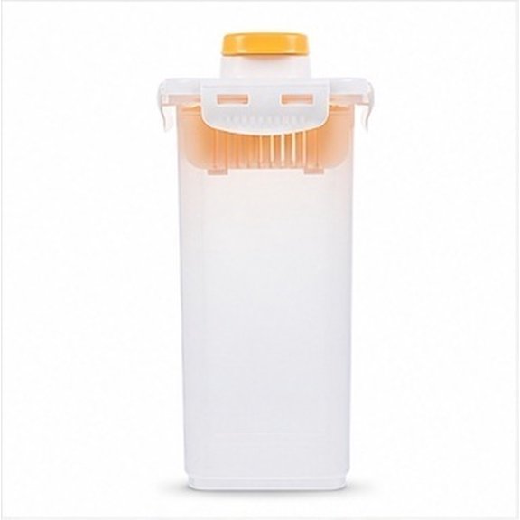ELAYARD Clear Food Grade Plastic Pitcher with Lid for Water Juice and Tea Storage