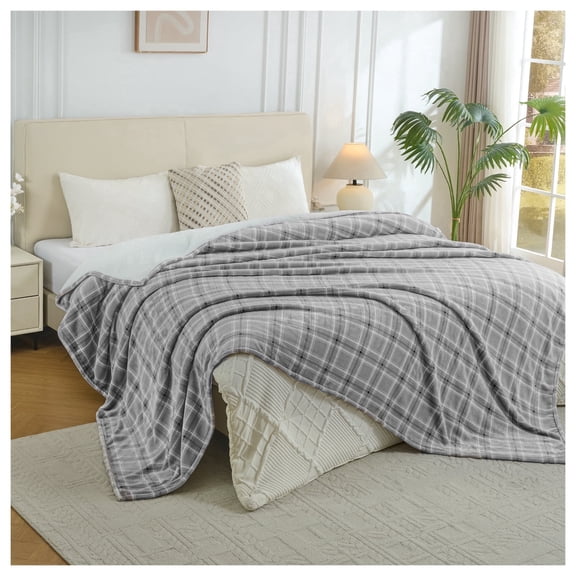 ELEKA Electric Blanket King Size,Soft Flannel & Sherpa Heated Blanket,1–10H Auto‑Off,8 Heating Levels,Warm Gift for Family ,90"x100" inches, Grey White Plaid