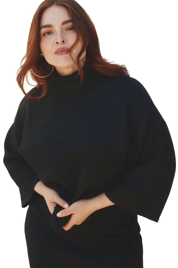 Women's Plus Size Boxy Three Quarter Sleeve Turtleneck