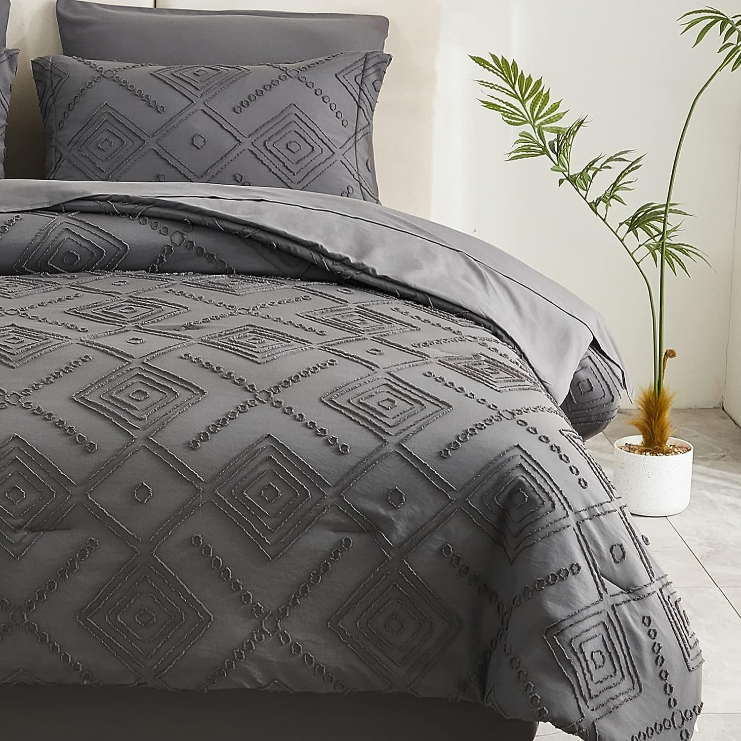 EMME Boho 7Piece Dark Gray Comforter Set, Queen