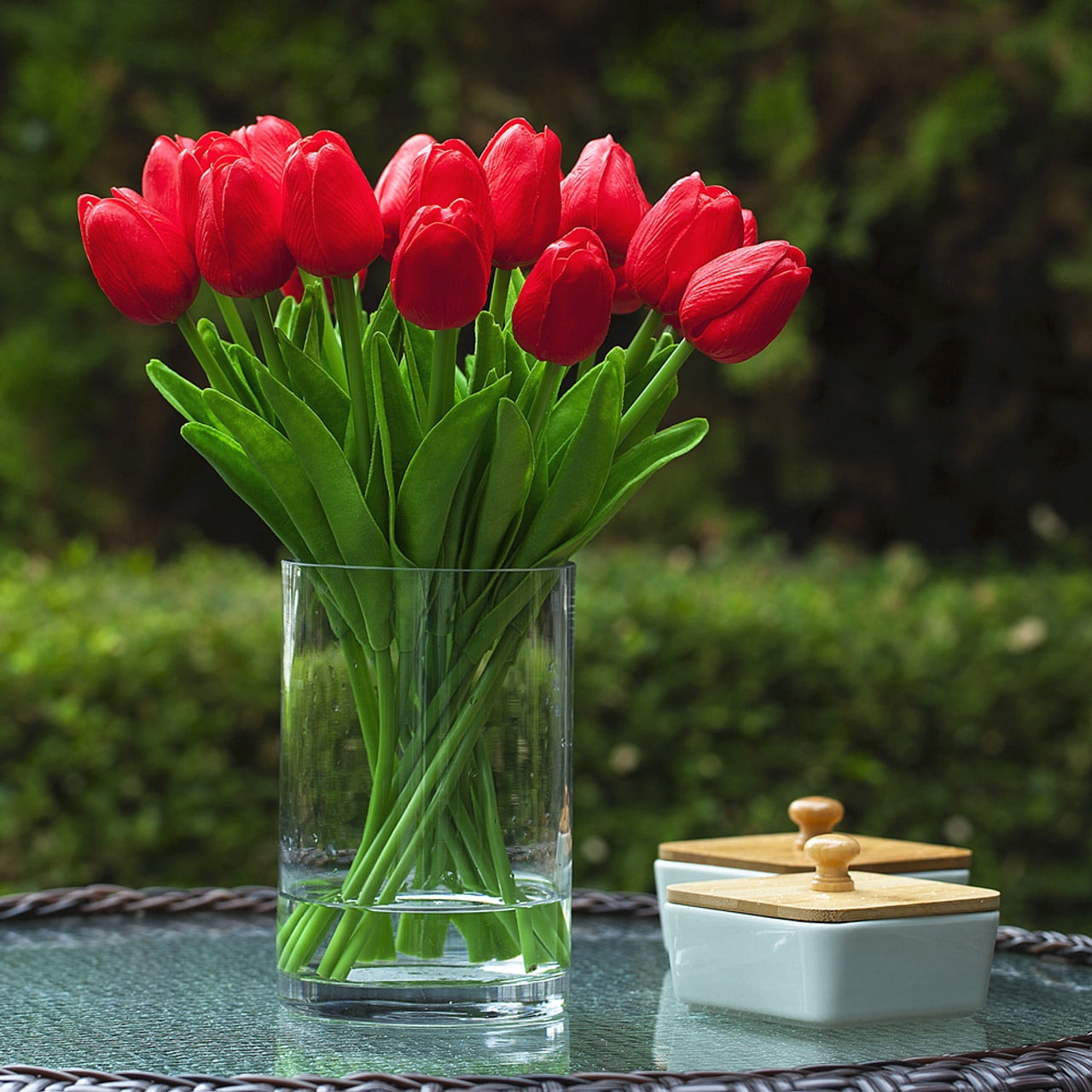 ENOVA FLORAL 20 Heads White Tulips Real Touch Artificial Flowers in Vase, Fake Tulips Flowers with Vase and Faux Water for Dining Table Decoration