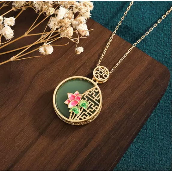 EOEMY Jade Carved Flower Pendant Necklace Charm 18K Gold Plated Chain Dainty Gemstone