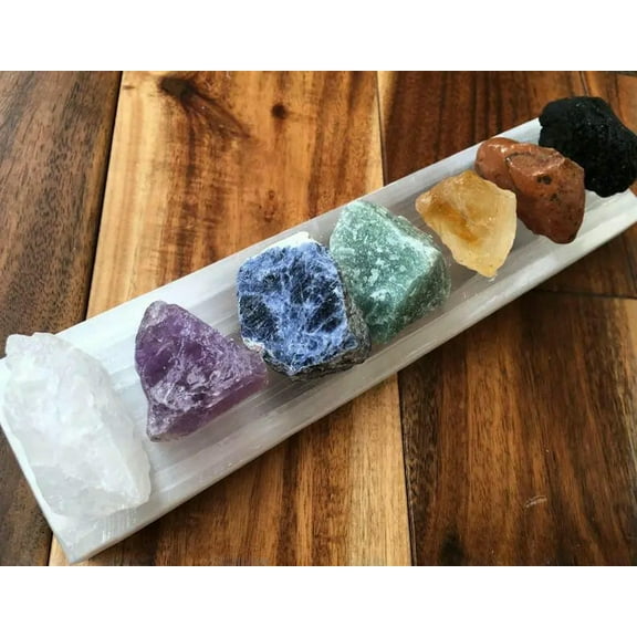 EOEMY Natural Raw Rough Crystal 7 Chakra Reiki Healing Set With Selenite Plasterboard