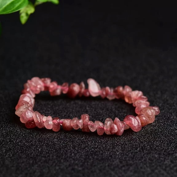 EOEMY Natural Strawberry Quartz Crystal Crushed Stone Stretchy Hand Strings Energy Gem