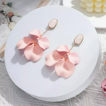EOEMY Petal Drop Dangle Earrings For Women Bohemian Rose Flower Tassel Long Earrings-Pink