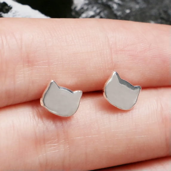 EOEMY Simple Women Cute Cat Pet Earrings Silver Kitty Ear Studs Earring Jewelry