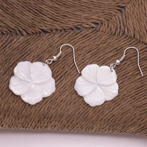 EOEMY White Mother Of Pearl Drop/Dangle Hook Earring Bauhini 25mm Flower Shell Natural