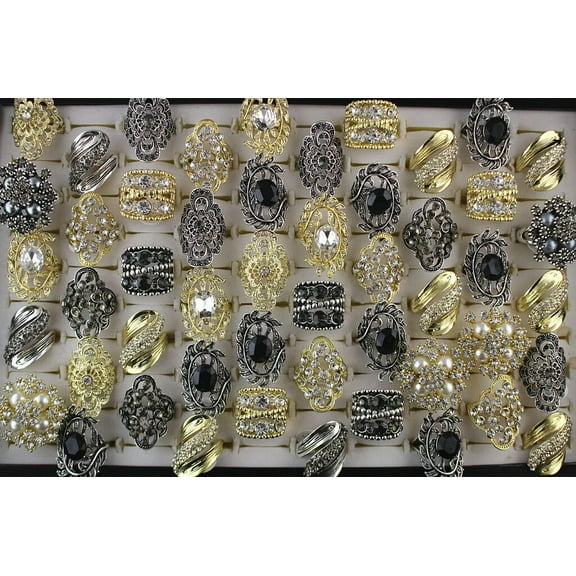 EOEMY Wholesale Jewelry Lots 32Pcs Women Mixed Fashion Filled Rhinestone Rings