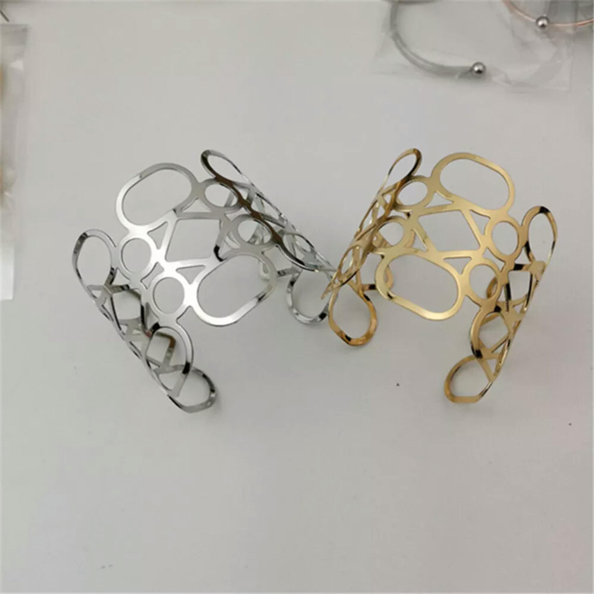 EOEMY Wide Bracelet Exquisite Armlet Design European And American Style ...
