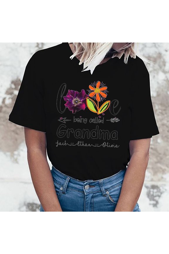 Blessed To Be Called Mom And Grandma Shirt Cute Flower T-Shirt
