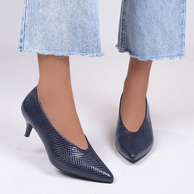 snakeskin closed toe heels