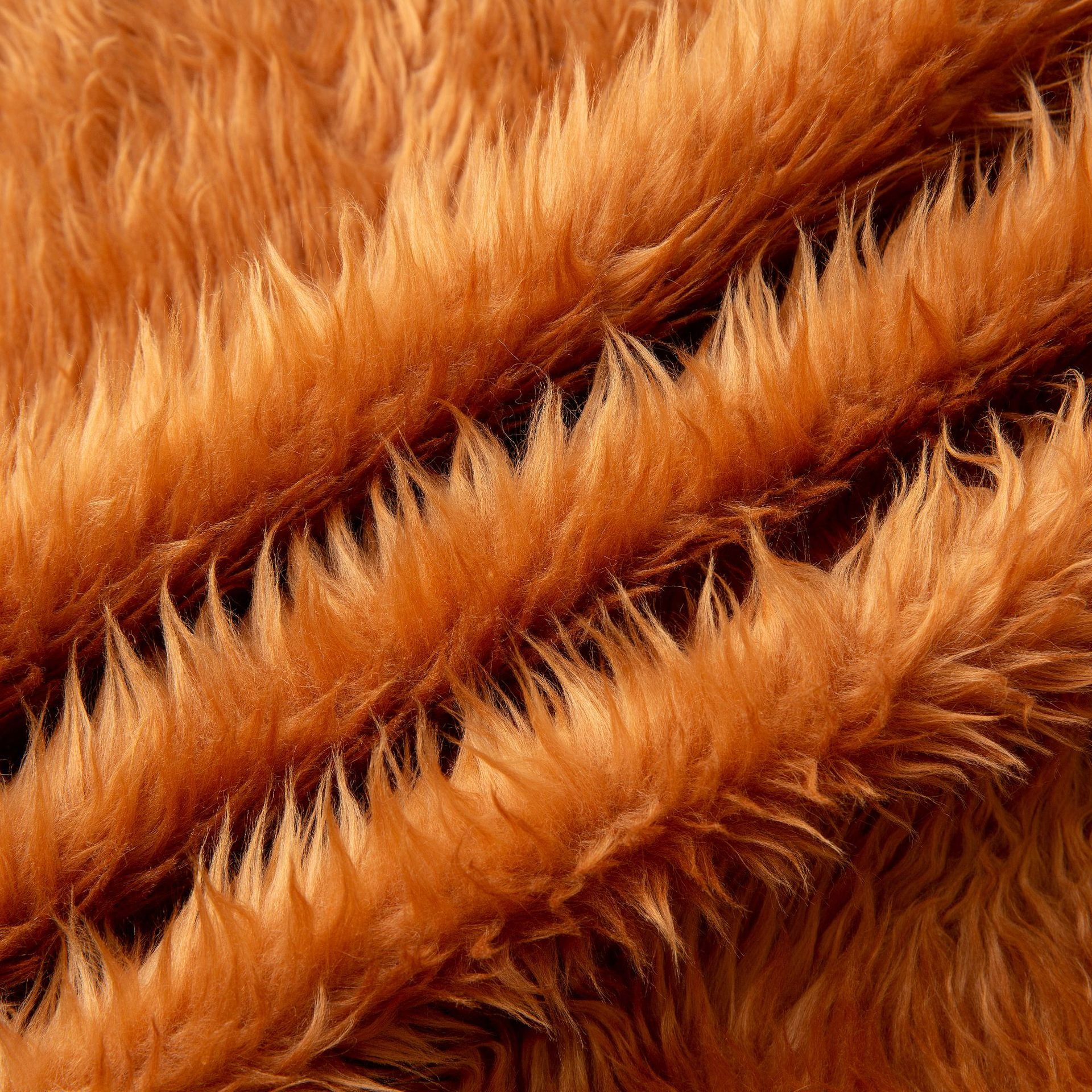 ERDOUY 36x63 Inch Faux Fur Fabric, Ultra-Thick Plush Fluffy Textile for DIY Sewing, Costumes & Dolls,Brown