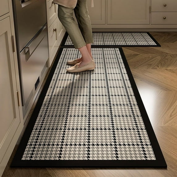 ERDOUY Bathroom Rug Mat , Non-Slip Plush Shaggy Bath Carpet, Machine Wash Dry, Bath Mats for Bathroom Floor, Tub and Shower, Bathroom Runner Bathmat Accessories Decor 15*23inch (C)