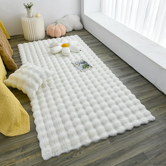 ERDOUY Plush Table Runner,Faux Sheepskin Decorative Shaggy Dresser Scarf,Not-Slip Desk Pad,Luxury False Fur Dresser Tablecloth-white 50x80cm(19.69x31.5inch)