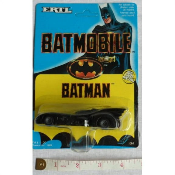 ERTL Batman 1989 Movie Batmobile Diecast Vehicle DC Comics 1989