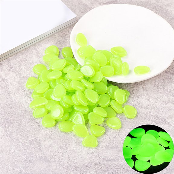 ERTZAE Outdoor Glow Dark Pebbles,Tank Aquarium Pebbles Rocks,Backyard Fish Tank Plant,Green Glow in Dark Pebbles 1cm Luminous Plastic Stones for Garden Aquarium Fish Tank Home Decor 200pcs