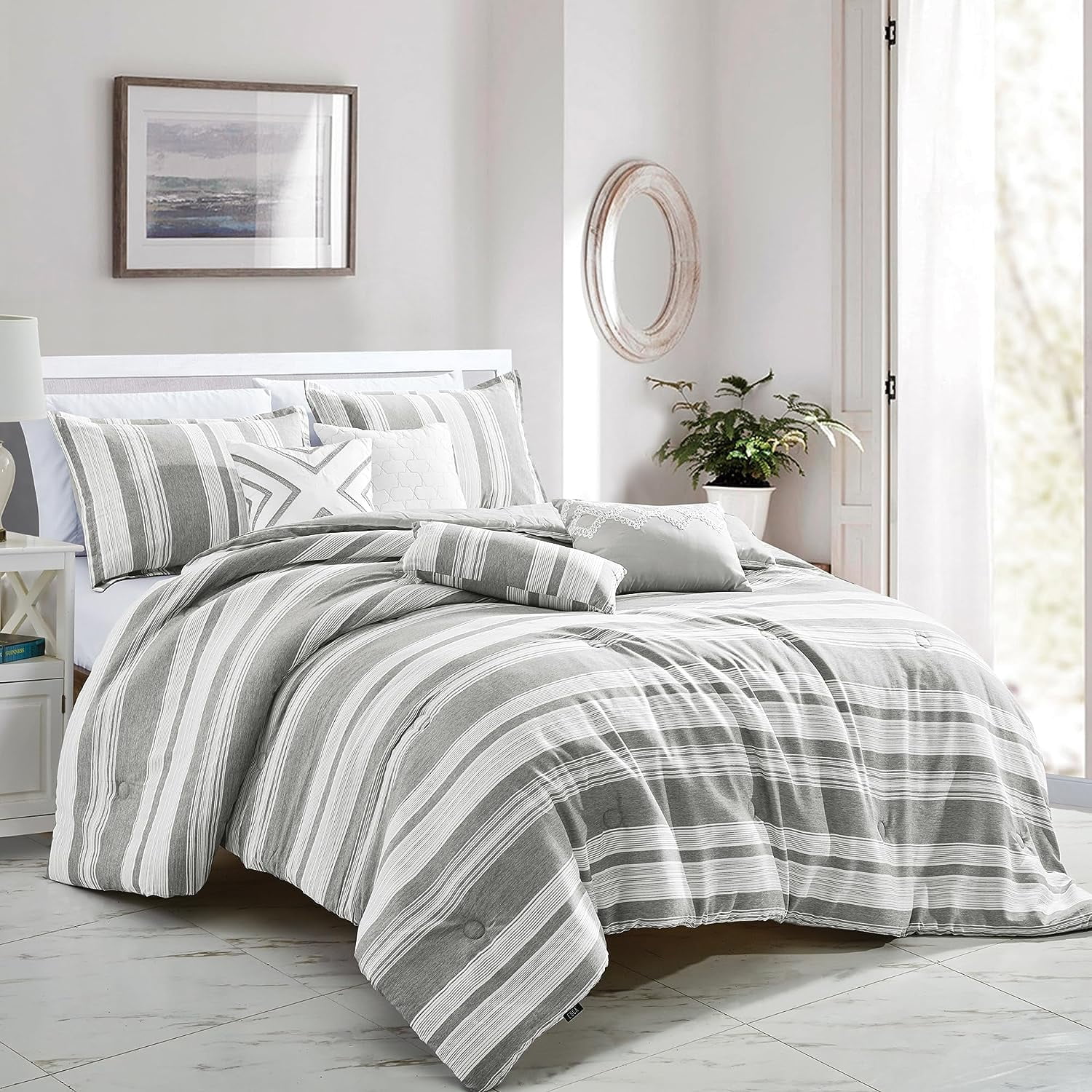 ESCA 7-Piece Polly Yarn Dyed White Gray Striped Comforter & Sheet Set Bedding Set - King/Cal King Size