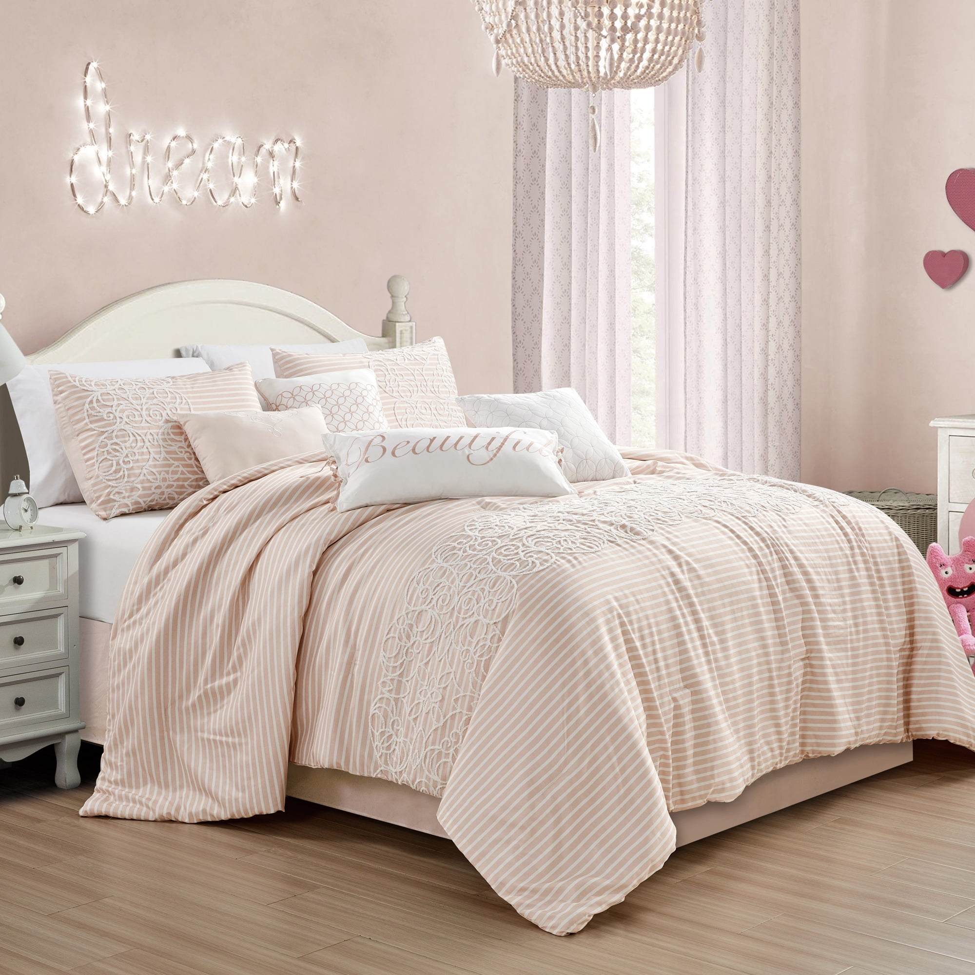 ESCA Magnolia Luxury 8 Piece Comforter Set California King