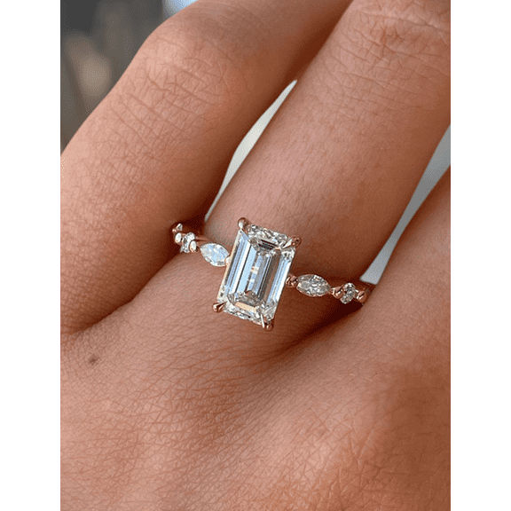 ESTE ORIGIN 2.00Ct Emerald Cut Moissanite Solitaire Engagement Ring - Marquise & Round Accent Band in 10K Rose Gold for Women US 7