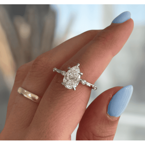 ESTE ORIGIN 2.00Ct Oval Cut Moissanite Solitaire Engagement Ring ...