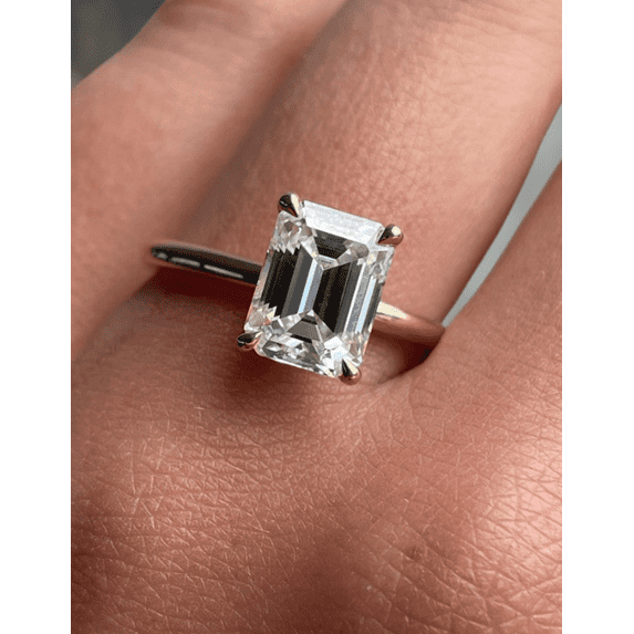 ESTE ORIGIN 2Ct Emerald Cut Moissanite Solitaire Engagement Ring - Hidden Halo in 14K Yellow Gold Emerald Ring for Women, US 8.5.