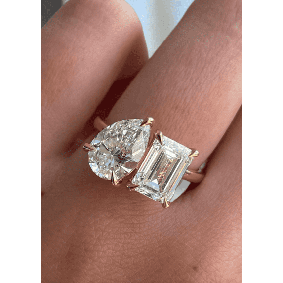 ESTE ORIGIN 4Ct Toi Et Moi Ring - Pear & Emerald Cut Lab-Grown Diamond Engagement Ring in 10K Yellow Gold Two Stone Ring for Women, US 5.