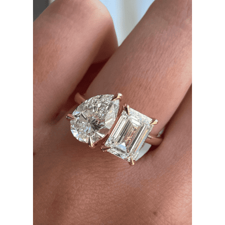 ESTE ORIGIN 4Ct Toi Et Moi Ring - Pear & Emerald Cut Moissanite Diamond Engagement Ring in 10K White Gold Two Stone Ring for Women, US 4.