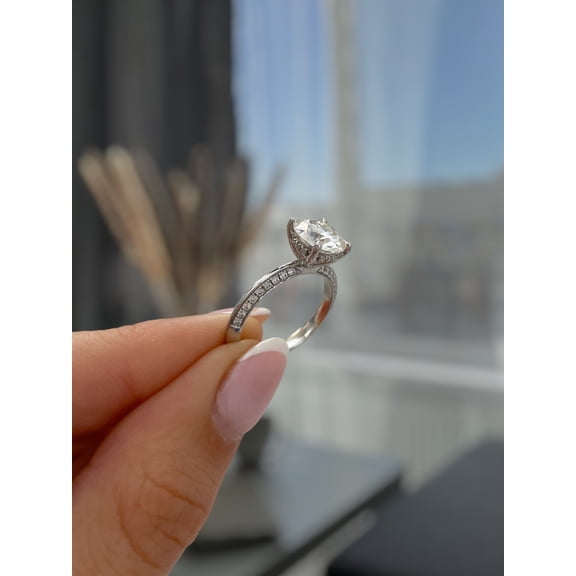 ESTE ORIGIN 3.50Ct Round Cut Lab-Grown Diamond Solitaire Engagement Ring – Knife Edge Pavé Band, Hidden Halo in 14K White Gold for Women