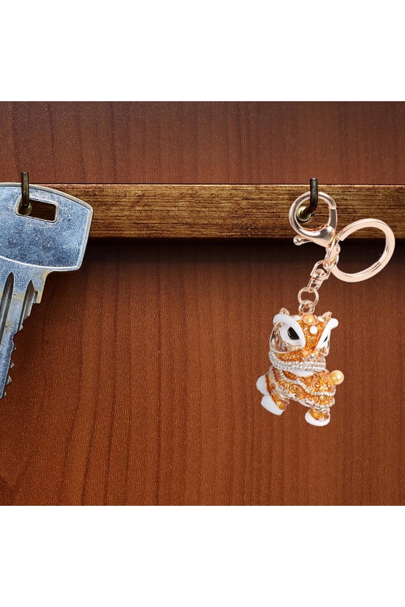 1Pc Yellow Lion Key Holder Metal Keychain Decorative Accessory