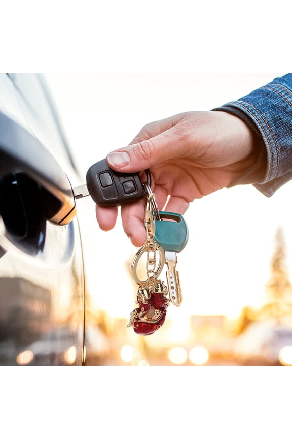 Red Chinese Style Keychain Pendant with Craftsmanship for Bag and Key Accessories