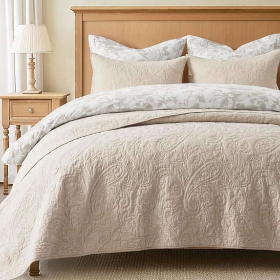 EVERGRACE 100% Cotton Paisley Quilt Set, Queen Size 3 Piece Set – Prewashed Lightweight Bedspread with 2 Shams, Soft & Breathable Matelasse Coverlet for All-Season Comfort, Flax Beige