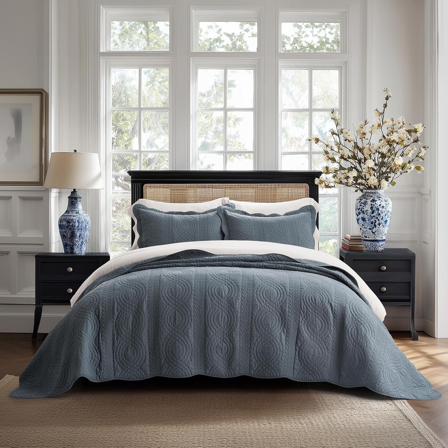 EVERGRACE 100% Cotton Scallop Quilt Set, King Size 3 Piece Set – Lightweight Bedspread with 2 Shams, Soft Prewashed Matelasse Coverlet for Cozy and Elegant Bedding, Stormy Blue