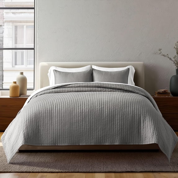EVERGRACE Cotton Sateen Quilt Set King Size, Pre-Washed Cotton Channel Stitch Coverlet Bedspread, 3 Pieces Lightweight Soft Bedding Sets for All Season, with 2 Pillow Shams, Fog Gray