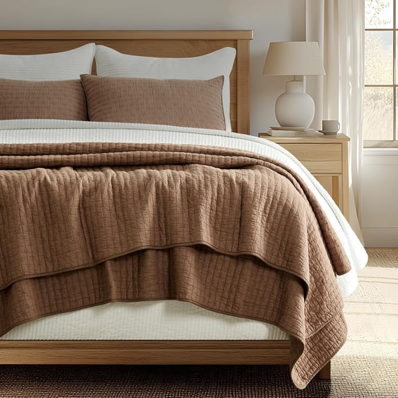 EVERGRACE Cross Stitch Pre-Washed Cotton Quilt Bedding Set Queen Size, Oversized 3 Pieces Lightweight Bedspread Coverlet for All Season, with 2 Matching Shams, Camel Brown, 92"x96"