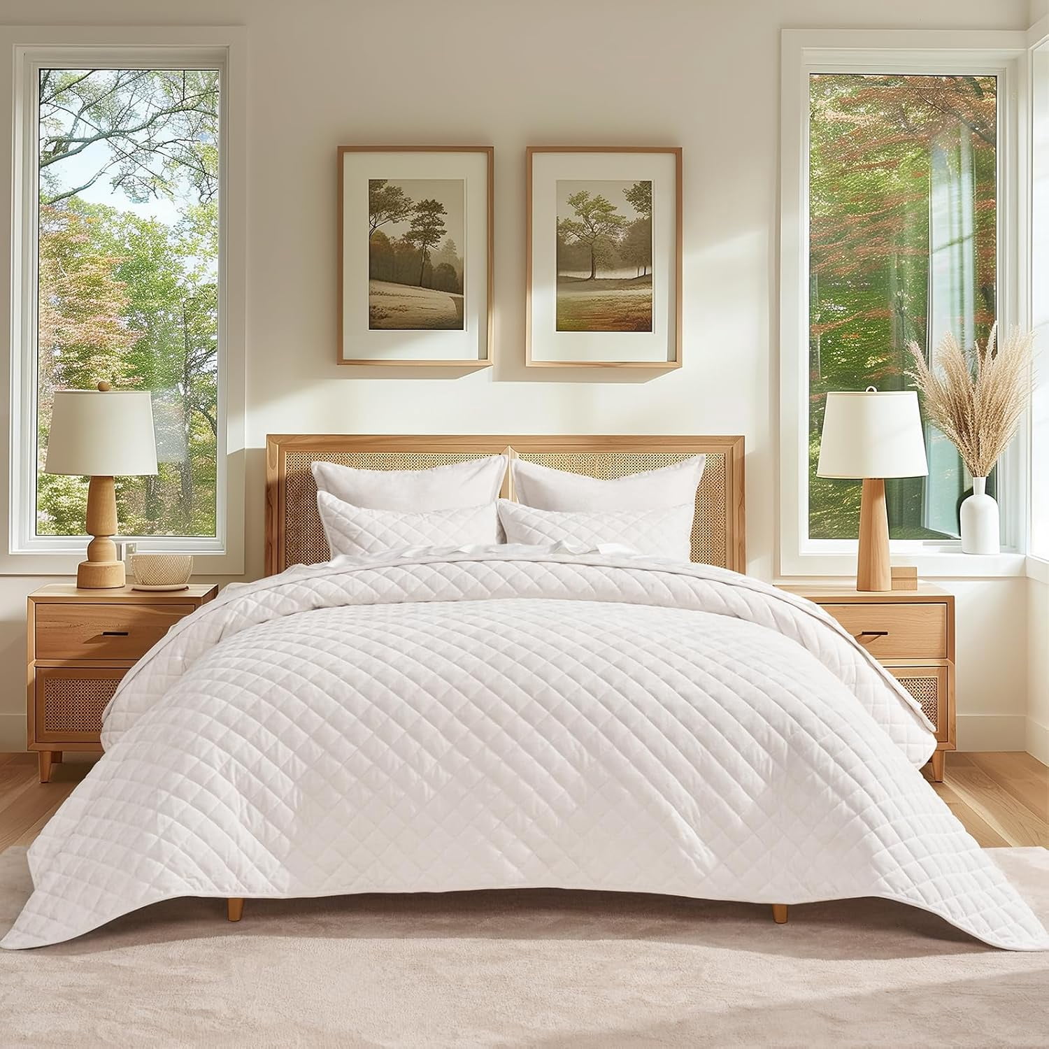 EVERGRACE Luxury Velvet Quilt Set Queen Size, Diamond Quilted Lightweight Velvet Comforter for All Season, Ultra Soft Oversized Bedspread Coverlet Bedding Set with 2 Pillow Shams, Ivory White
