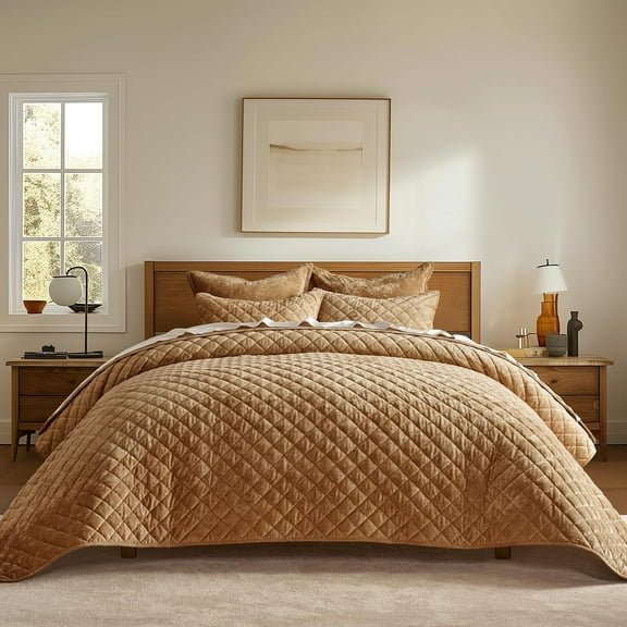 EVERGRACE Luxury Velvet Quilt Set Queen Size, Diamond Quilted Lightweight Velvet Comforter for All Season, Ultra Soft Oversized Bedspread Coverlet Bedding Set with 2 Pillow Shams, Gold Caramel