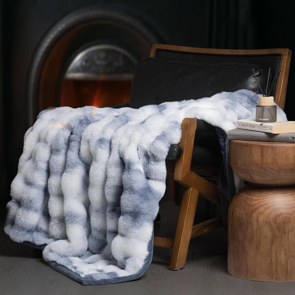 EVERGRACE Ultra Soft Luxury Fluffy Faux Rabbit Fur Throw Blanket, Thick Warm Bubble Throw for Bed, Cozy Plush Reversible Blankets for Couch, Chair, Sofa, Cloud Blue, 50x60 Inches, 870 GSM