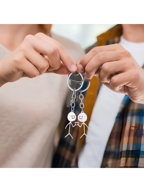 2Pcs Matching Heart Keychains for Couples Stainless Steel Romantic Keychains