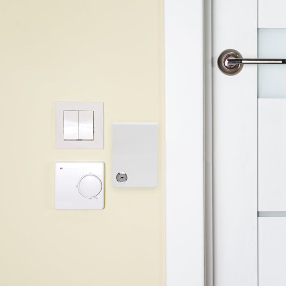 EXHUMKY White Weatherproof Switch Enclosure Box for Outdoor Use with Button Cover and Electrical Outlet Guard