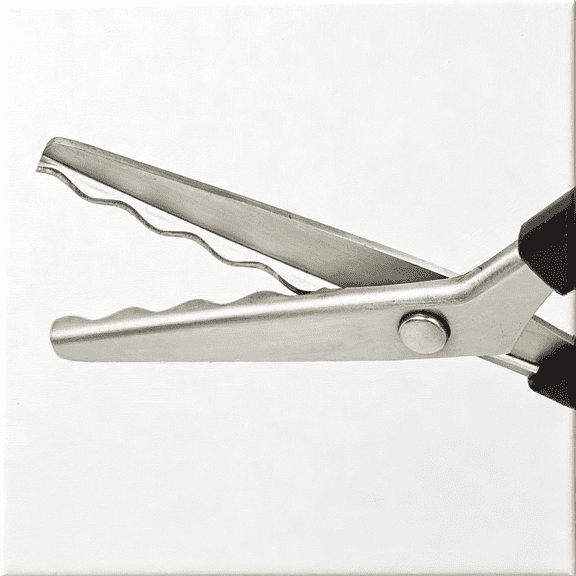 EXLEAF Fabric Pinking Shears, Professional Stainless Steel Handled Scissors, Black, 18Mm Scalloped Blade Professional Stainless Steel Pinking Shears for Fabric Cutting