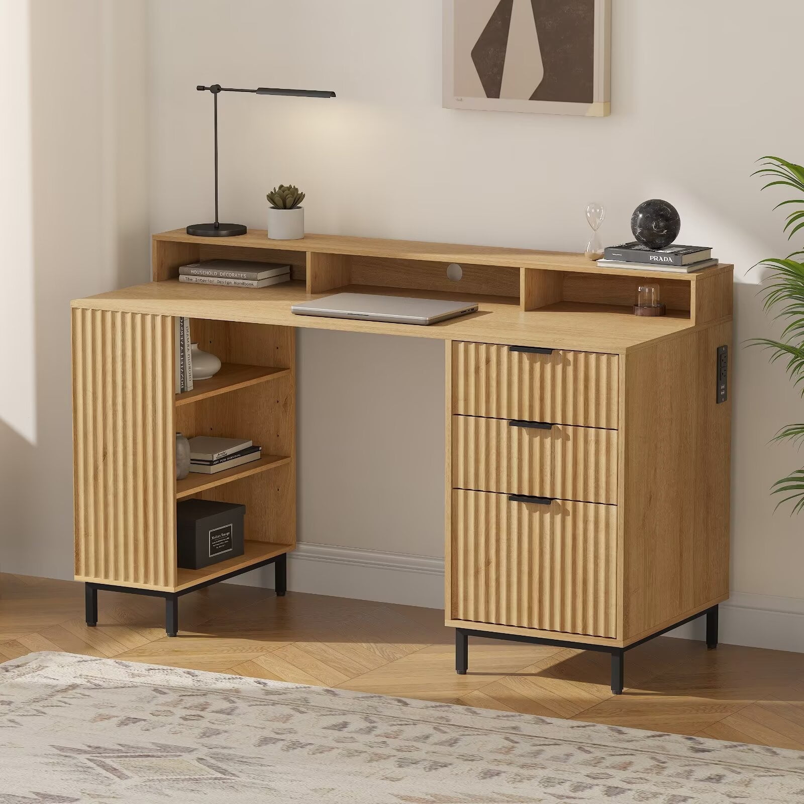 EYYTHUNG Fluted Executive Desk, 55" Modern Wood Office Desk with Monitor Stand & Charging Station, Home Writing Study Computer Table for Work Study, Natural Oak