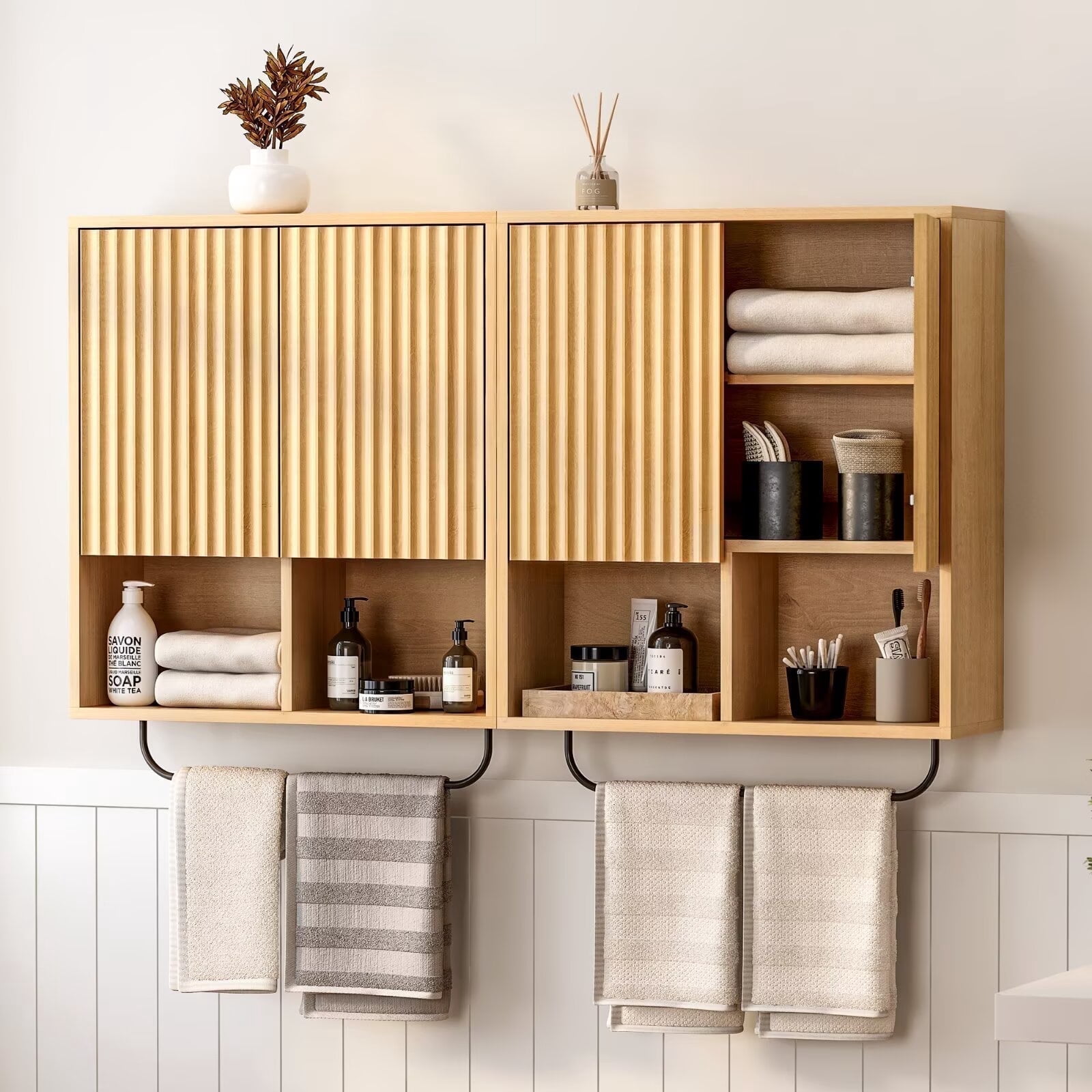 EYYTHUNG Fluted Wall Cabinet Set of 2, Modern Wooden Bathroom Medicine Cabinet Storage with Hanging Rod, Adjustable Shelf and Towels Bar, Natural Oak